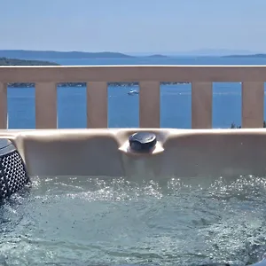 Elza Trogir